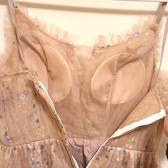 Prom dress - Picture 5 of 8